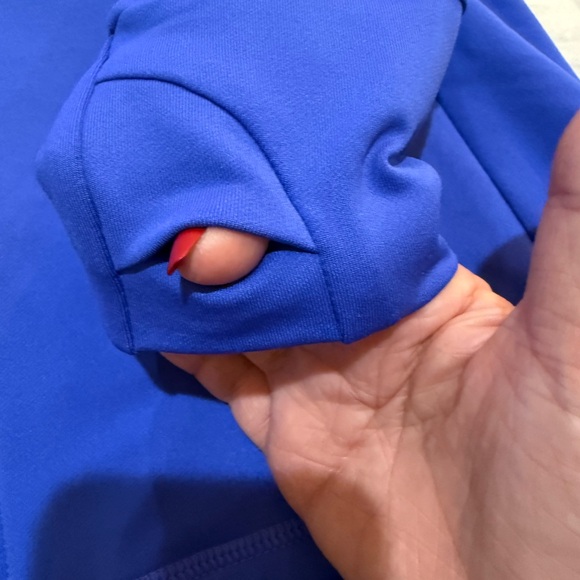 Fabletics Trinity Blue Cold Weather Performance Jacket Size Large NWT - Picture 10 of 13